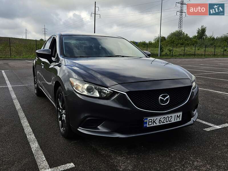 Седан Mazda 6 2014 в Ровно
