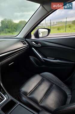 Седан Mazda 6 2014 в 