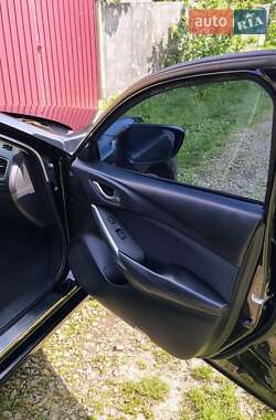 Седан Mazda 6 2014 в 