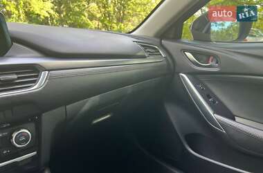 Седан Mazda 6 2017 в 