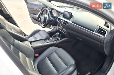 Седан Mazda 6 2016 в 
