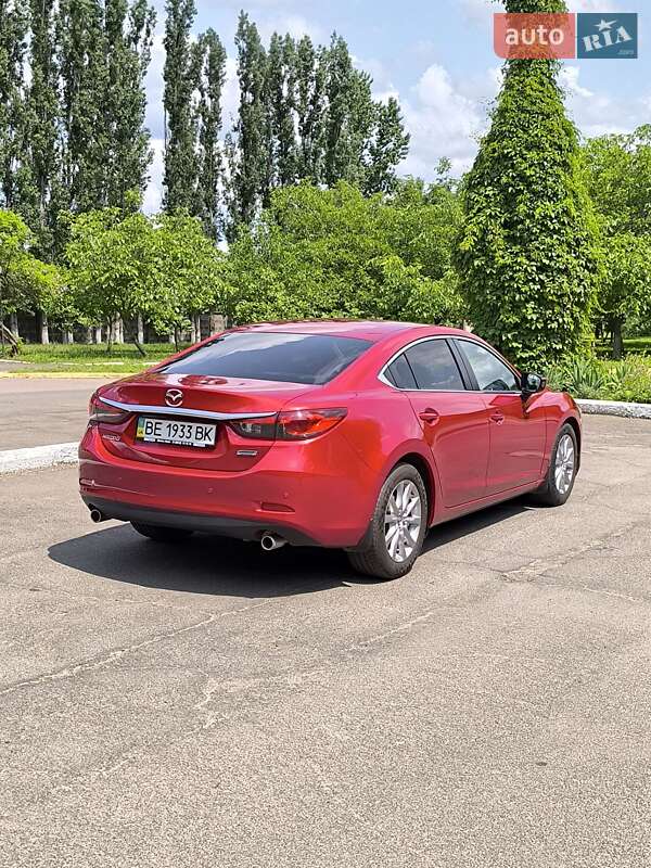 Седан Mazda 6 2014 в Южноукраинске