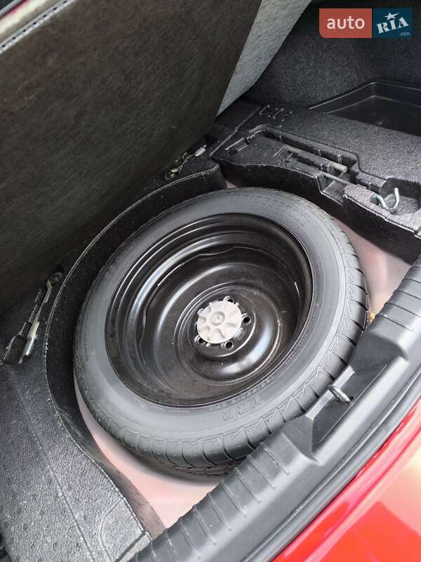 Седан Mazda 6 2014 в Южноукраинске