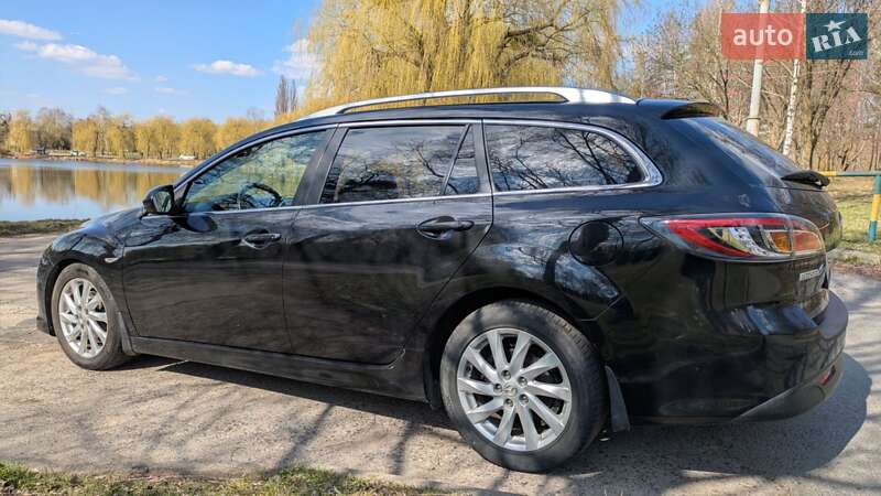 Універсал Mazda 6 2011 в Рівному