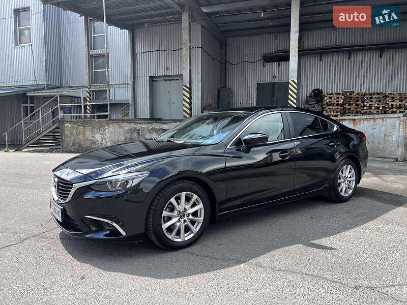 Седан Mazda 6 2018 в Львові