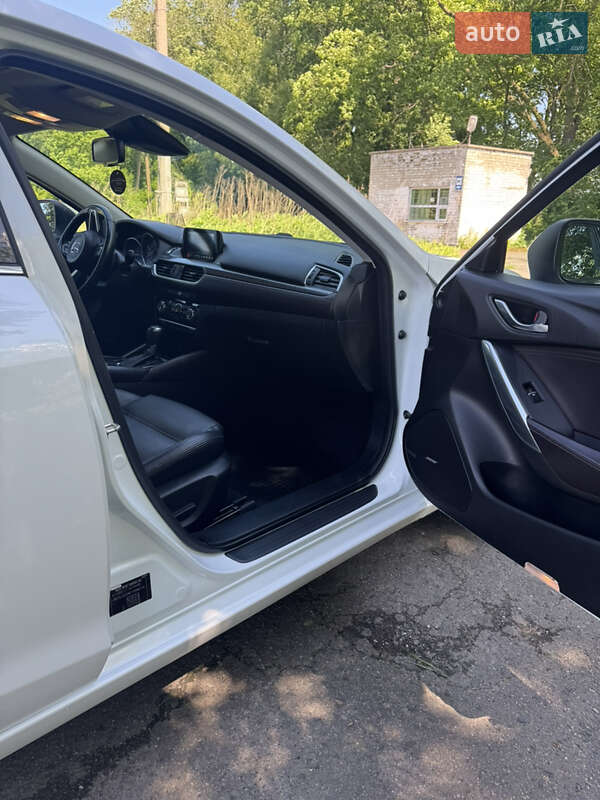 Седан Mazda 6 2016 в Дубно