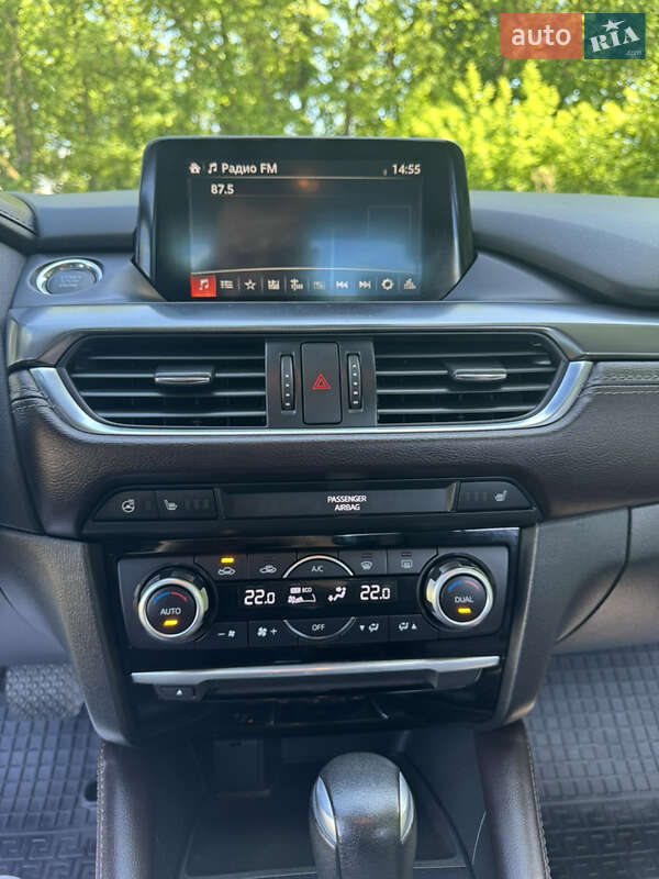 Седан Mazda 6 2016 в Дубно