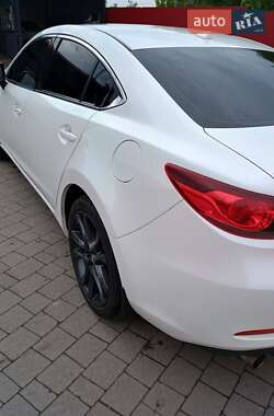 Седан Mazda 6 2014 в 