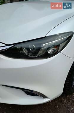 Седан Mazda 6 2014 в Бродах