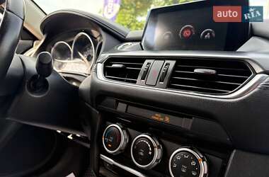 Седан Mazda 6 2017 в 