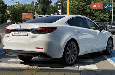 Седан Mazda 6 2015 в 