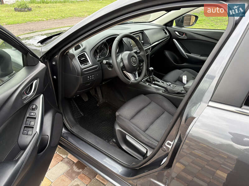 Седан Mazda 6 2013 в Первомайске