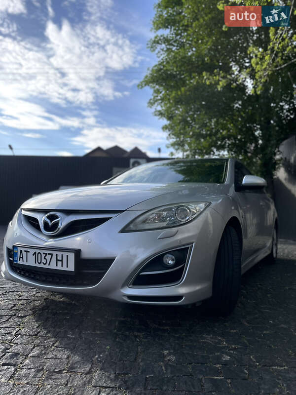 Седан Mazda 6 2011 в Косове