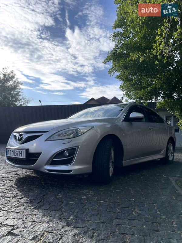 Седан Mazda 6 2011 в Киеве