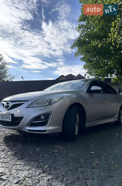 Седан Mazda 6 2011 в 