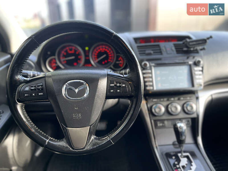 Седан Mazda 6 2011 в Косове