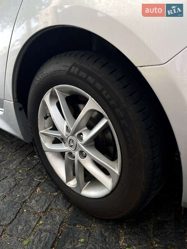 Седан Mazda 6 2011 в Киеве