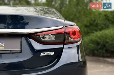 Седан Mazda 6 2017 в Днепре