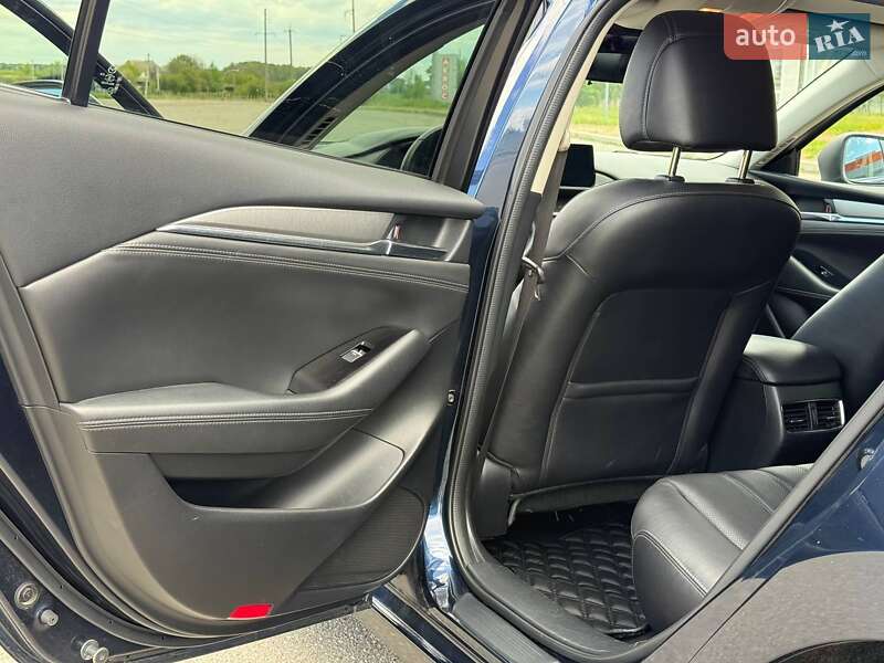 Седан Mazda 6 2018 в Киеве