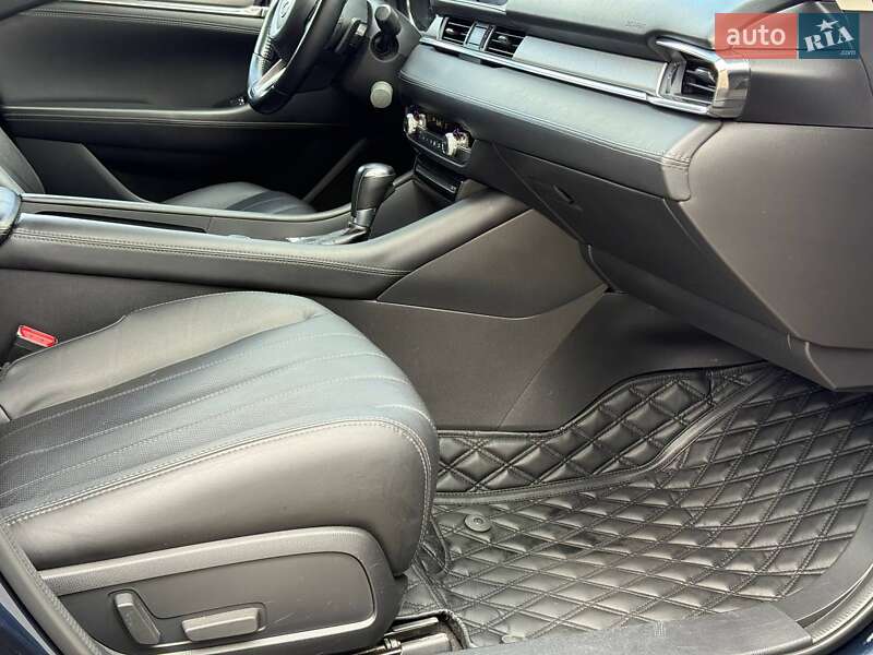 Седан Mazda 6 2018 в Киеве