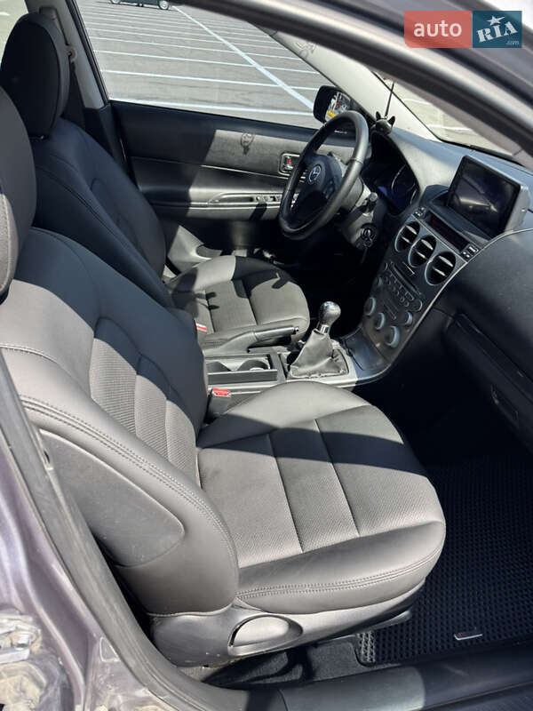 Лифтбек Mazda 6 2002 в Полтаве