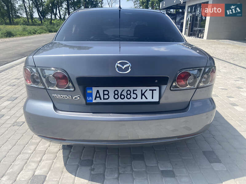 Седан Mazda 6 2006 в Гнивани