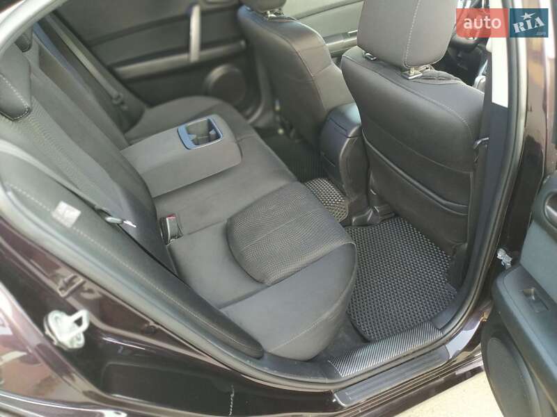 Седан Mazda 6 2009 в Полтаве