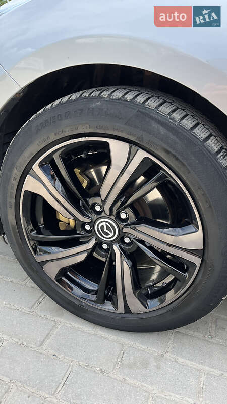 Универсал Mazda 6 2011 в Ивано-Франковске