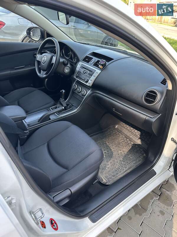 Универсал Mazda 6 2009 в Черновцах