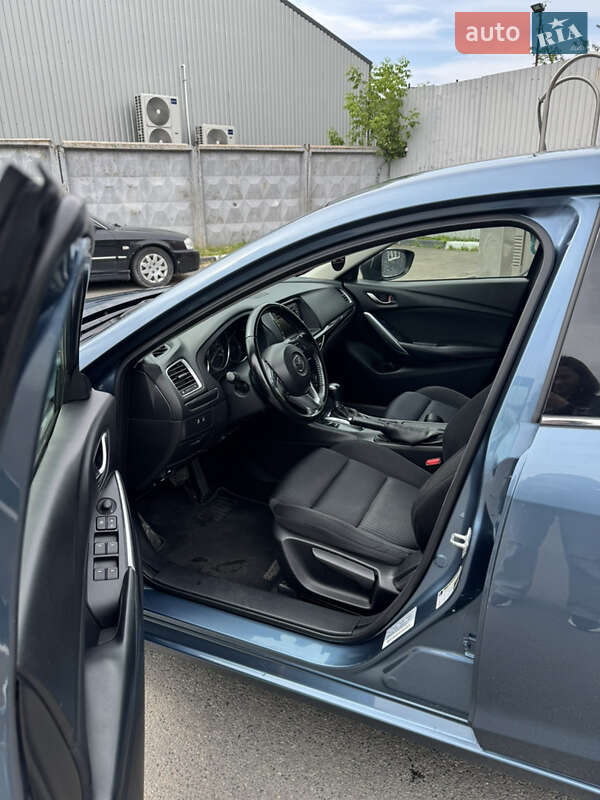 Седан Mazda 6 2014 в Киеве