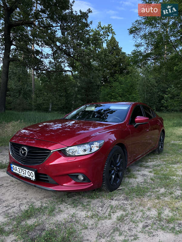 Седан Mazda 6 2016 в 