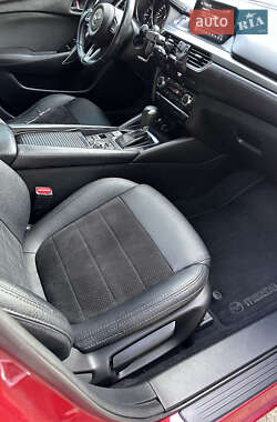 Седан Mazda 6 2016 в 