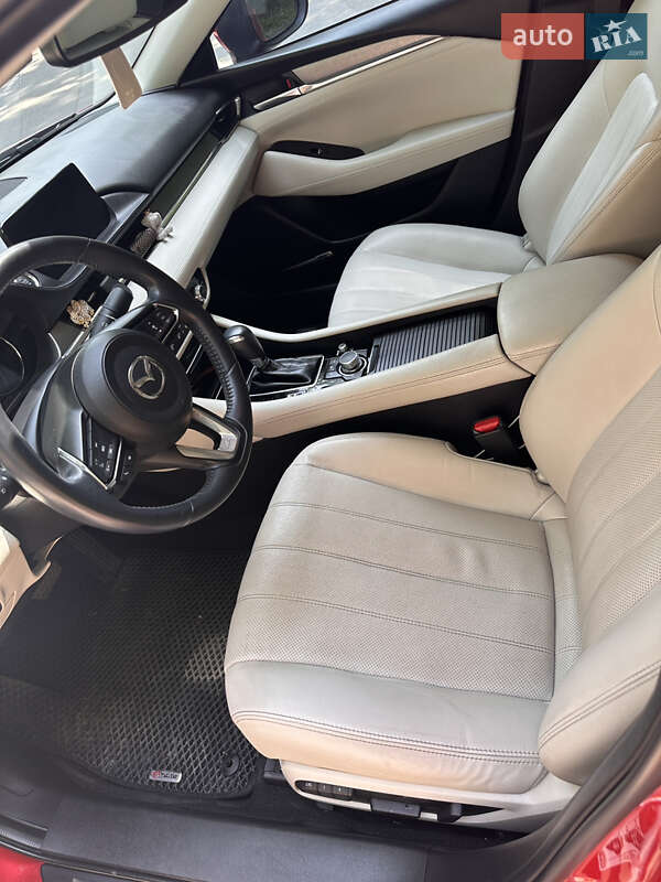 Седан Mazda 6 2020 в Тернополе