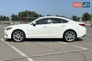 Седан Mazda 6 2015 в 