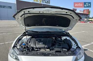 Седан Mazda 6 2015 в 