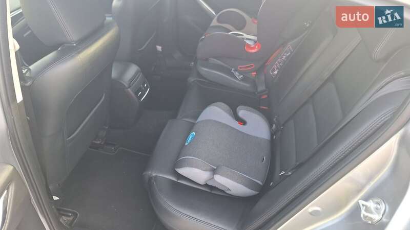 Седан Mazda 6 2014 в Сарнах