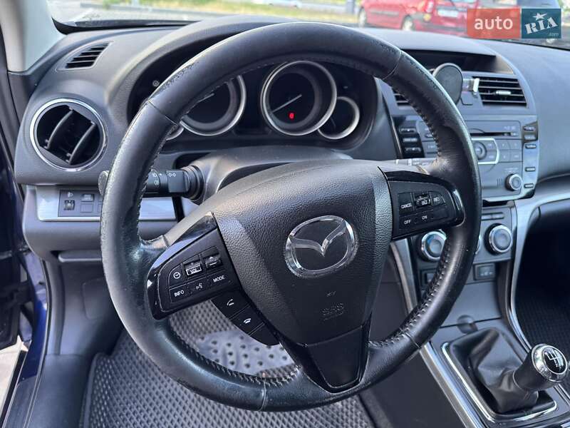 Универсал Mazda 6 2010 в Киеве