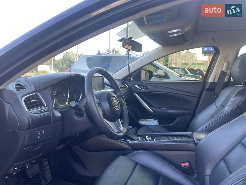 Седан Mazda 6 2016 в Киеве