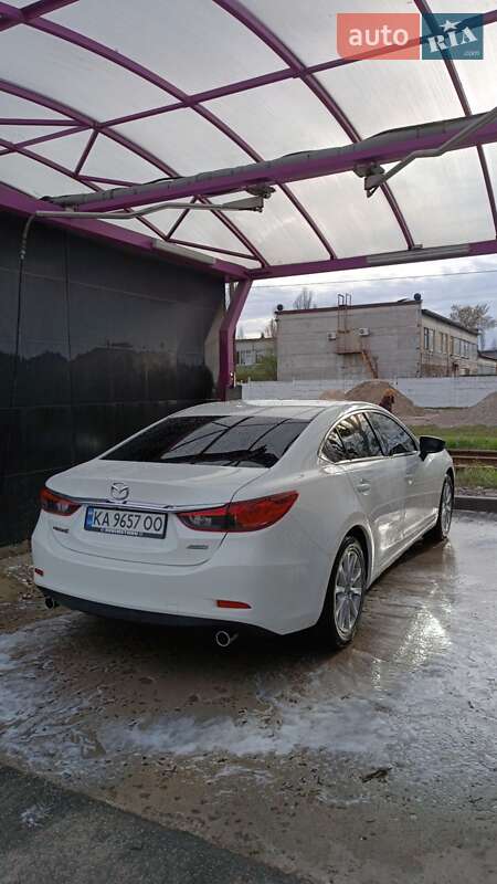 Седан Mazda 6 2015 в Киеве