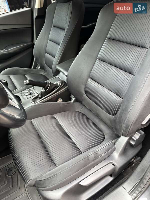 Седан Mazda 6 2014 в Запорожье