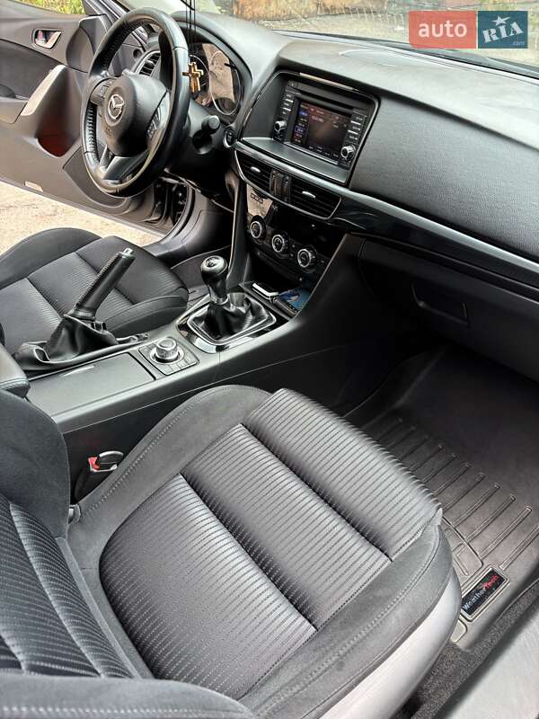 Седан Mazda 6 2014 в Запорожье