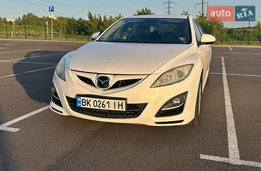 Лифтбек Mazda 6 2010 в 