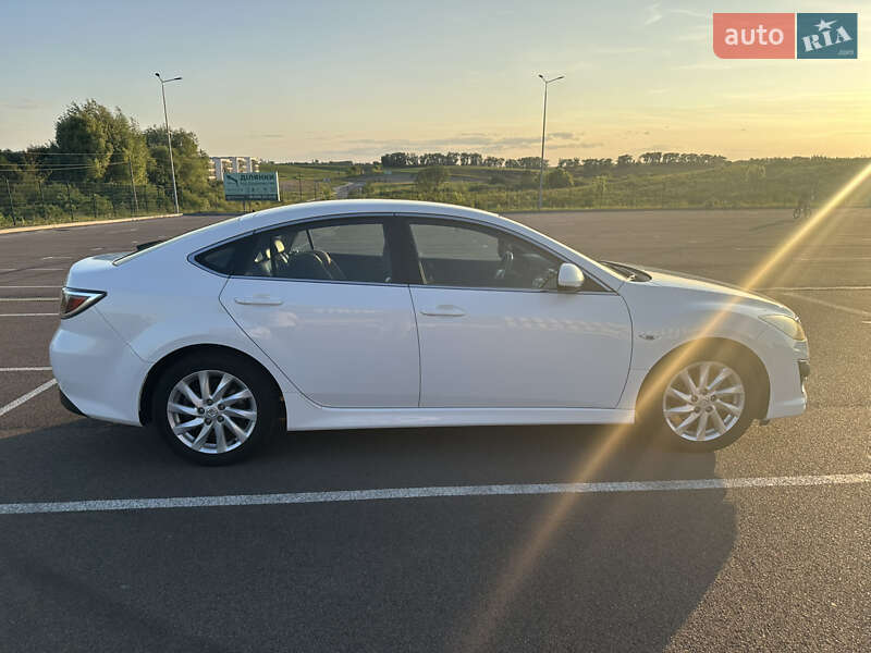 Лифтбек Mazda 6 2010 в Ровно