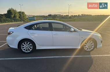 Лифтбек Mazda 6 2010 в 