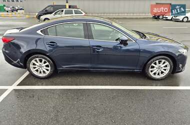 Седан Mazda 6 2015 в 