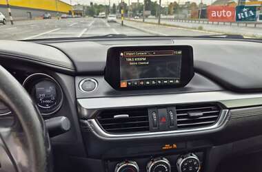 Седан Mazda 6 2015 в 
