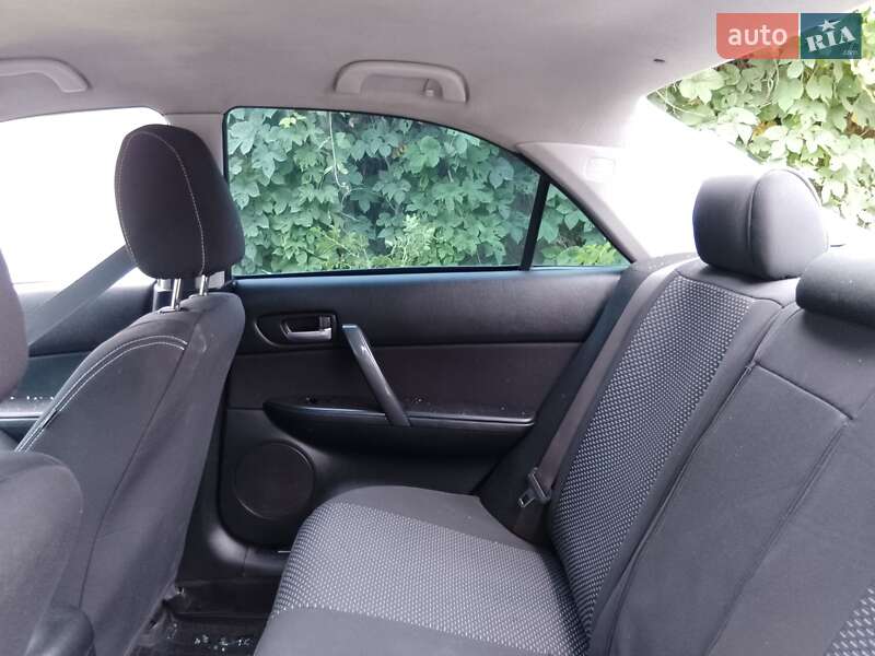 Седан Mazda 6 2006 в Києві