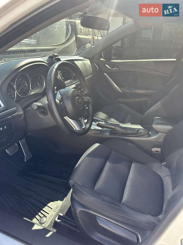 Седан Mazda 6 2013 в Киеве