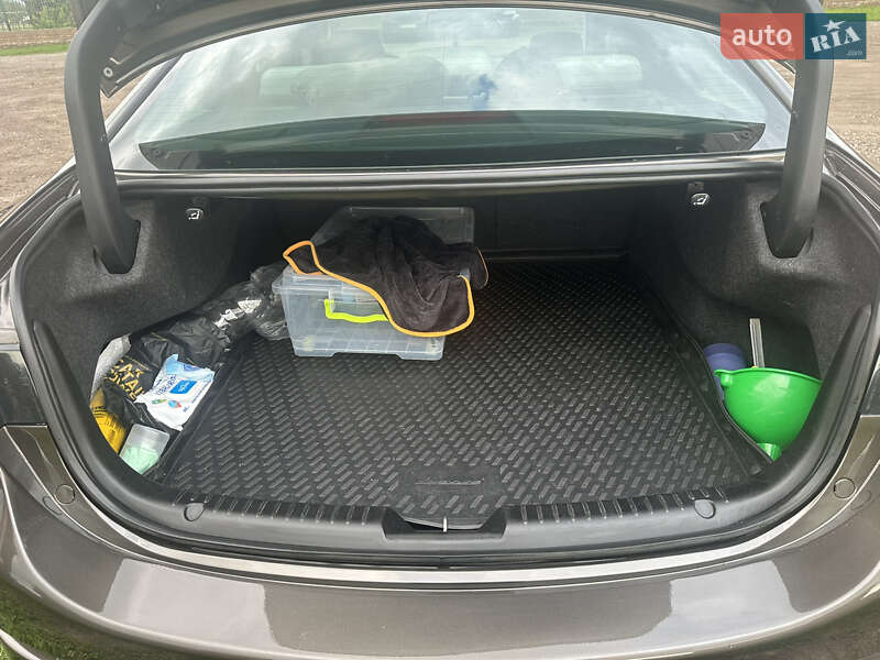 Седан Mazda 6 2015 в Конотопе