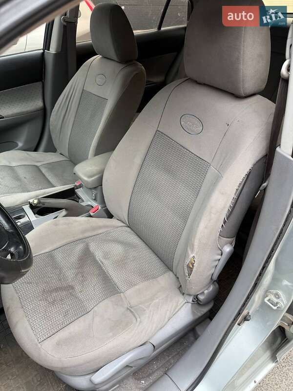 Лифтбек Mazda 6 2005 в Днепре